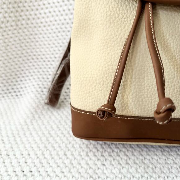 Esprit NOS Beige Brown Faux Pebbled Leather Drawstring Mini Backpack New NWT Y2K - Picture 3 of 8